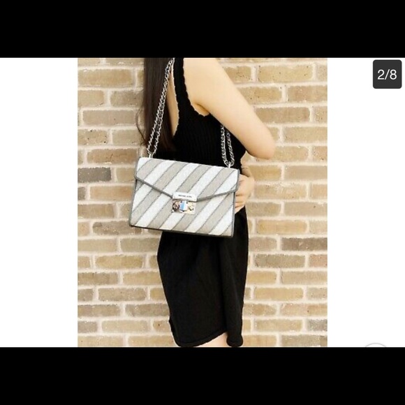 Brand née Micheal kors bah😍 - Picture 2 of 12